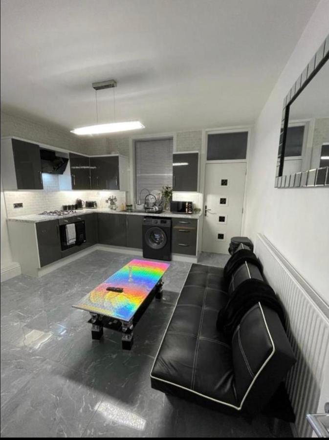 Entire 5 Star Luxury Whalley House Wifi Tv Luxury Burnley Zewnętrze zdjęcie